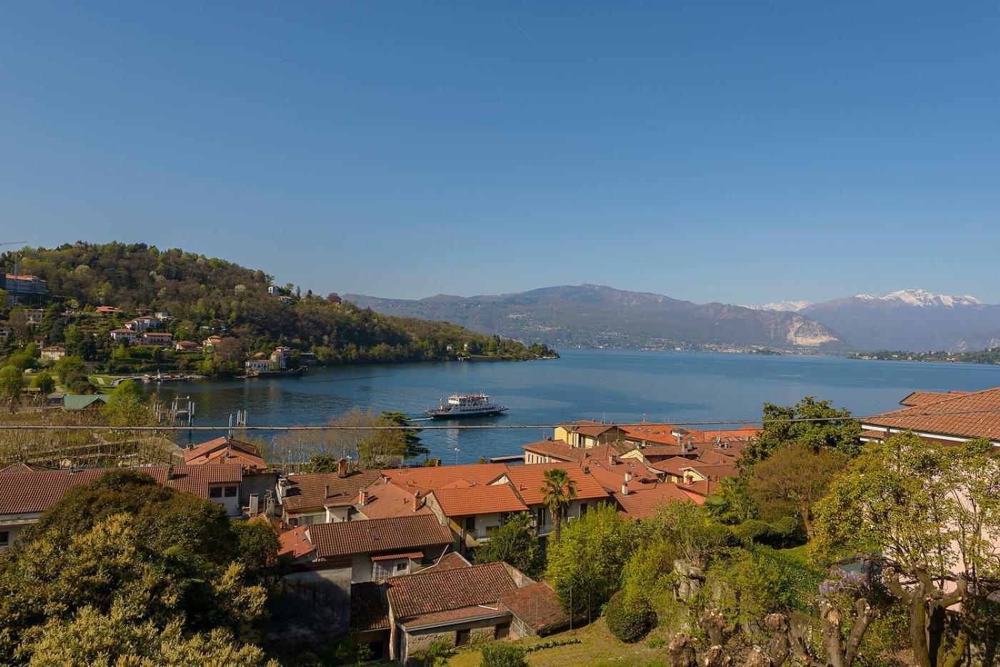 Appartamenti I Fiori Del Lago Laveno Buitenkant foto