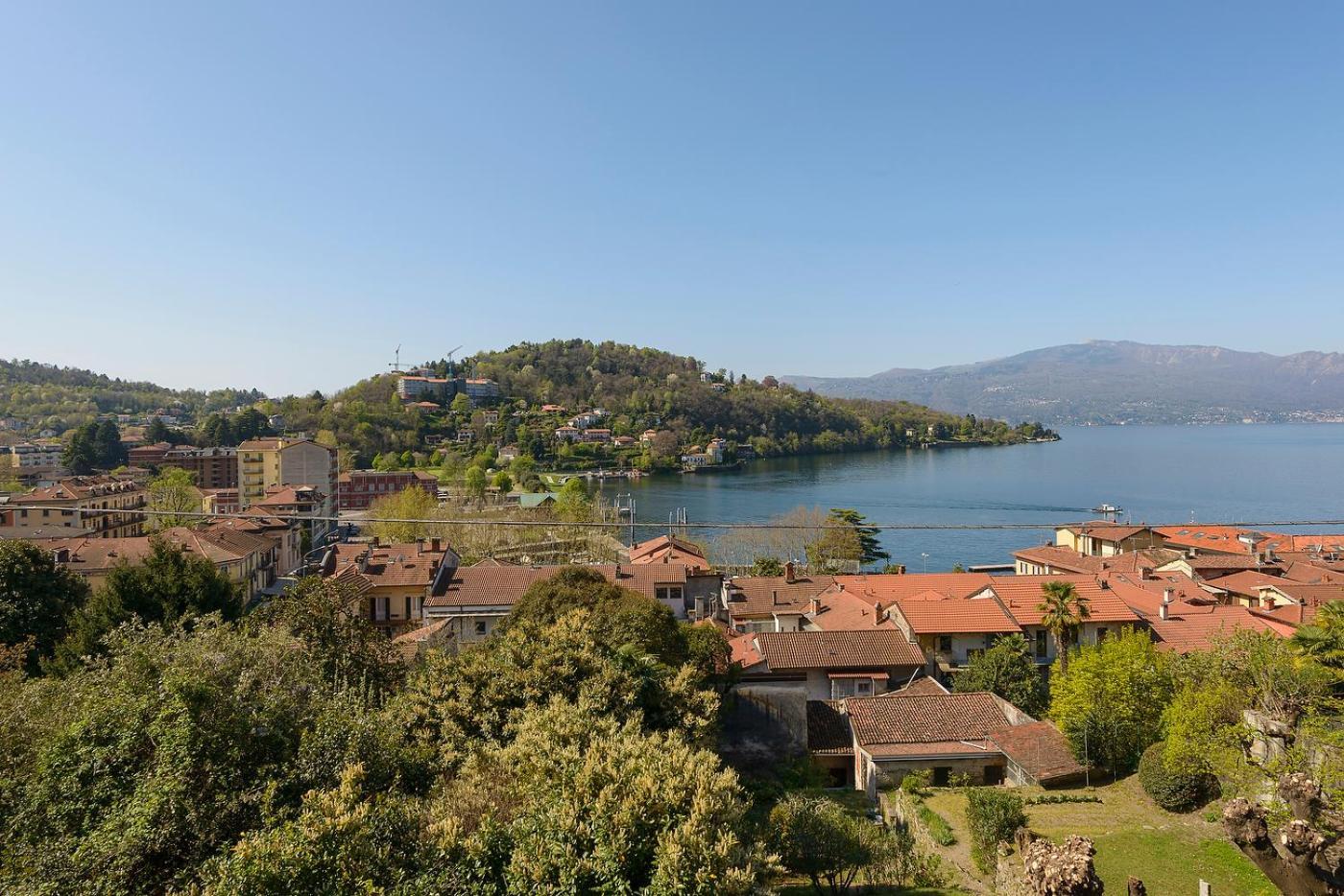 Appartamenti I Fiori Del Lago Laveno Buitenkant foto